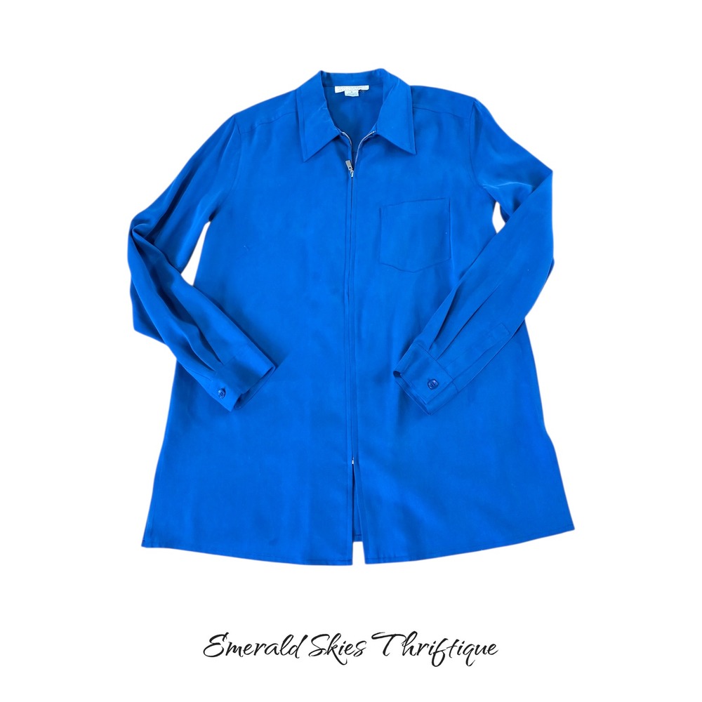 Saks fifth Ave real clothes silk full zip blouse. Size small. Free shipping